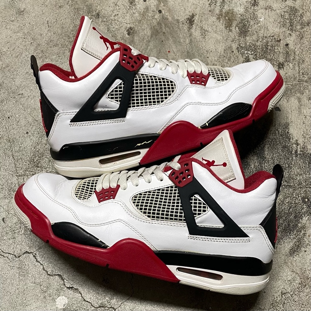Nike Air Jordan 4 Retro Fire Red 2012